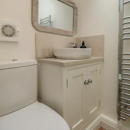 The Burrows Дом отдыха *